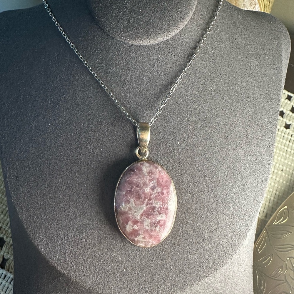 Oval Sparkling Pink Tourmaline Quartz Pendant in Silver 925 Setting on Chain - Picture 7 of 15